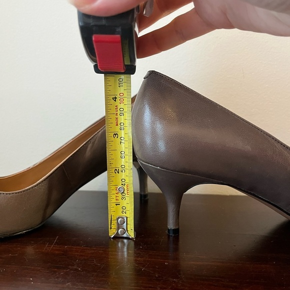 Nine West neutral 2in heels business casual formal size 7.5 - Picture 6 of 8